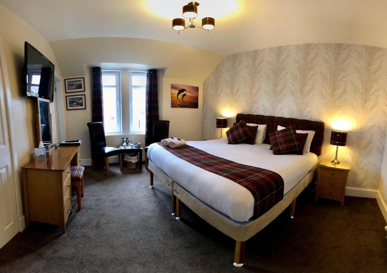 אינברנס Carisbrooke Guest House מראה חיצוני תמונה