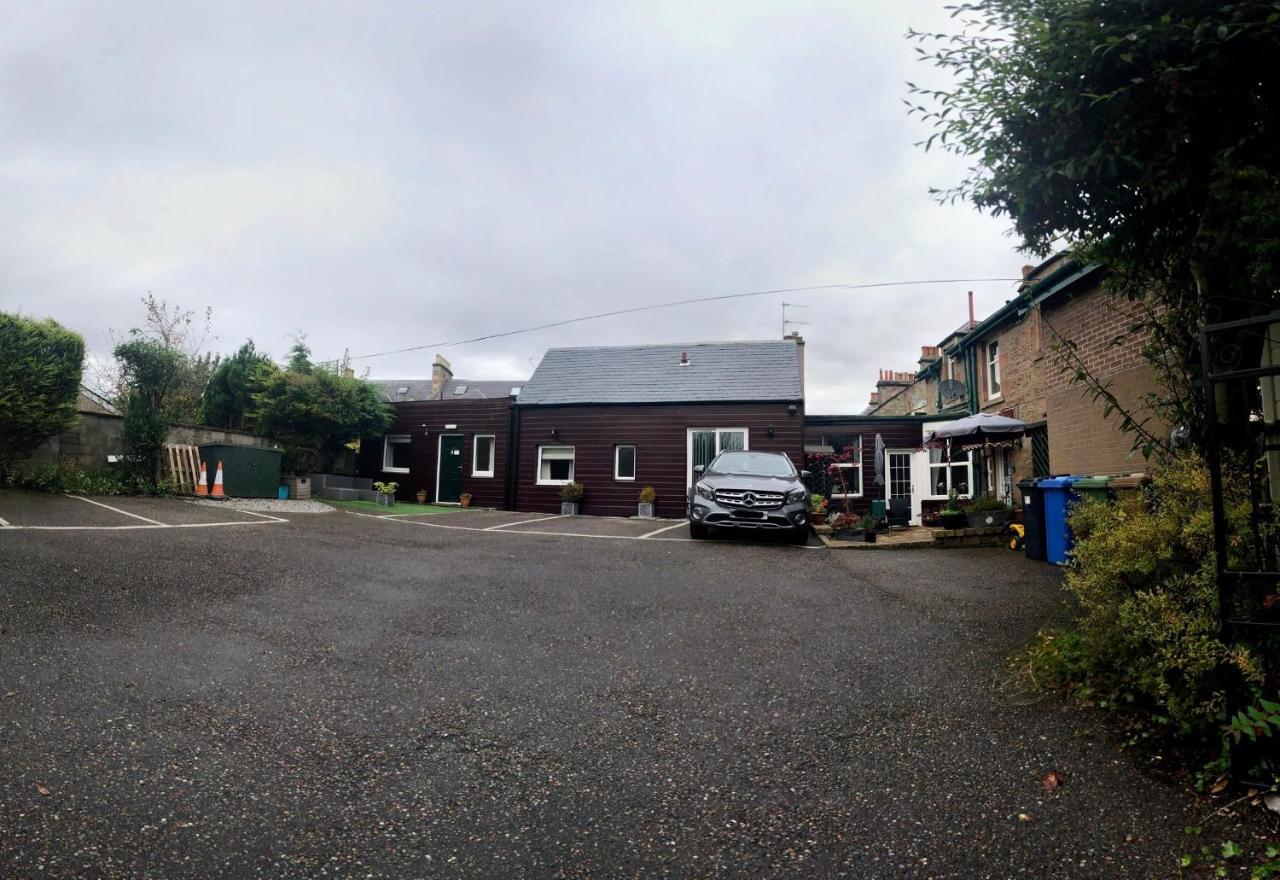 אינברנס Carisbrooke Guest House מראה חיצוני תמונה