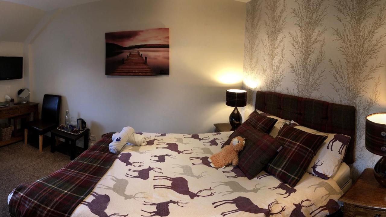 אינברנס Carisbrooke Guest House מראה חיצוני תמונה